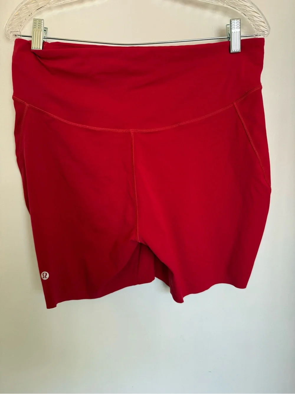 Lululemon women’s red base pace biker shorts size 14